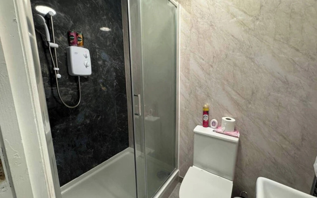 Cosy Croydon Apartment With 2 Bedrooms