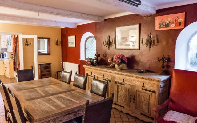 Spacious Holiday Home in Narbonne With Swimming Pool