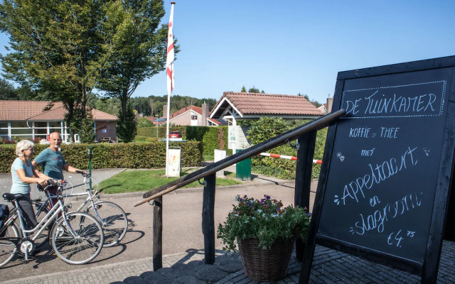 Comfortable holiday home with dishwasher, 16 km. from Assen