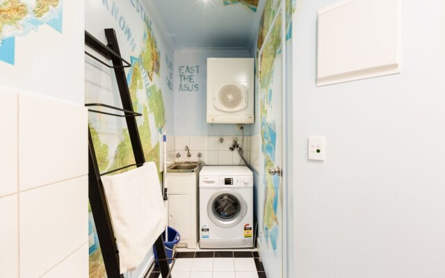 VANCE, 2BDR Melbourne Apartment
