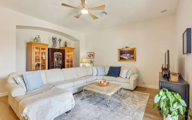 Extended-stay Oasis: Gilbert Getaway w/ Office!