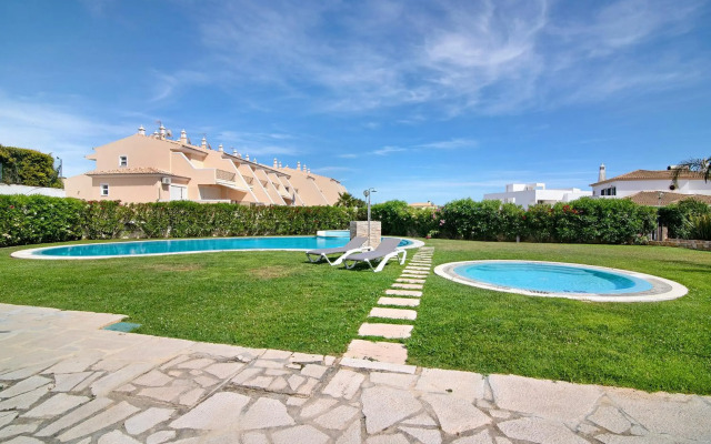 Albufeira Townhouse beach by AlbufeiraRentals