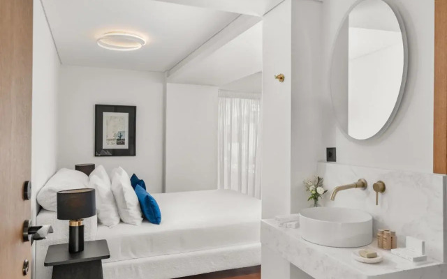 Athenaeum Palace & Luxury Suites