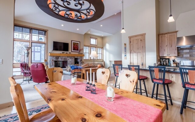 Angani Way Town102 - 3 Br Condo