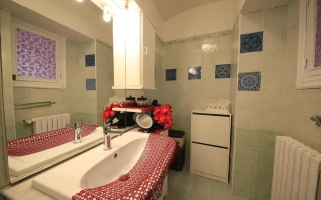 Dolls House Holiday Home