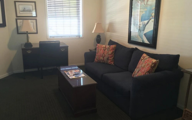 Whitman Motor Lodge