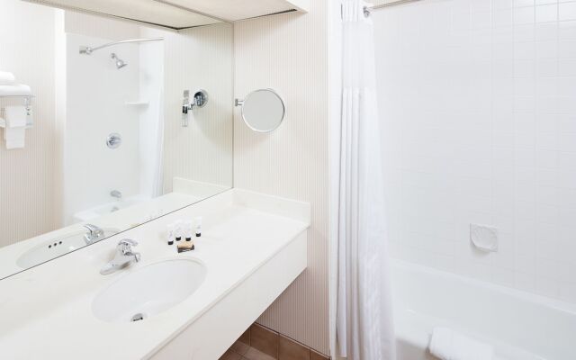 Red Lion Hotel & Conference Center - Seattle/Renton