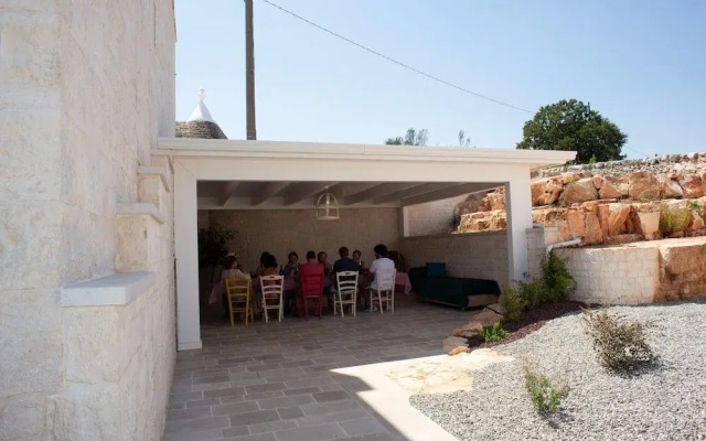 Poolside Holiday Home Near Cisternino