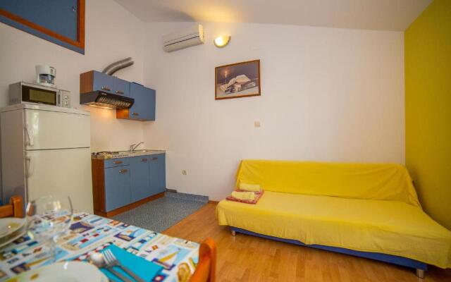 Apartments Emil Zora