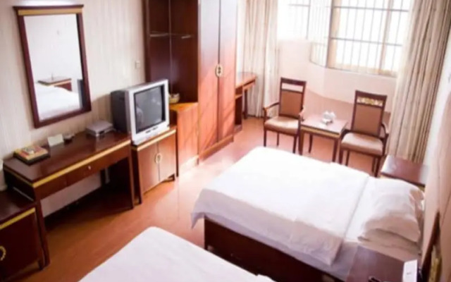Nanning Gold Red Forest Hotel