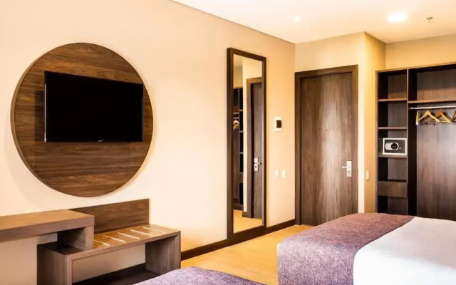 Hotel F25