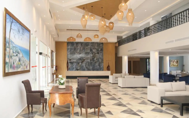 Blue Beach Golf and Spa