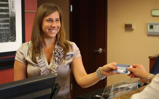 Hampton Inn & Suites Youngstown-Canfield