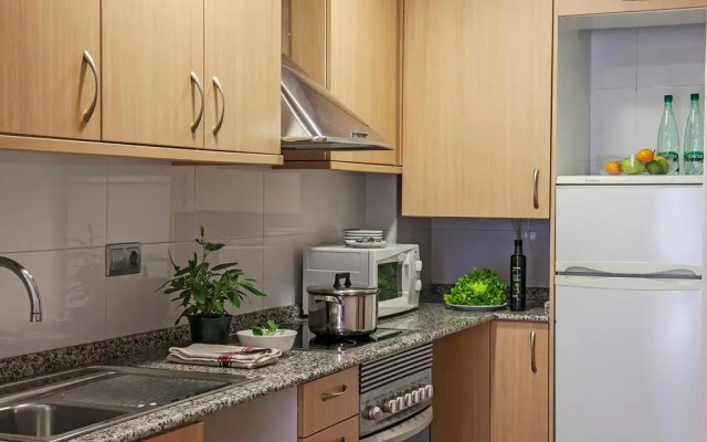 AinB Eixample-Entenza Apartments