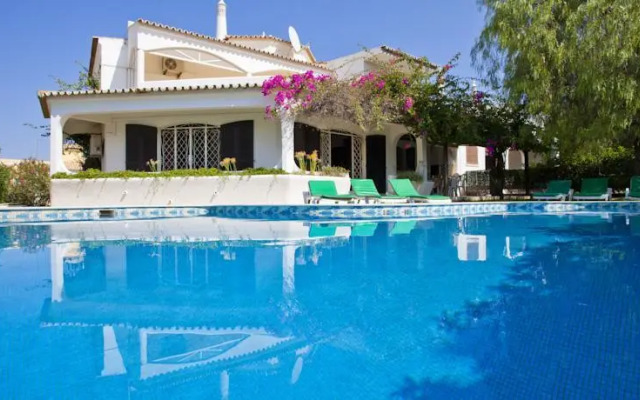 Vilas Algarve Dama