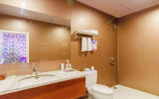 Chaoyang Business Hotel