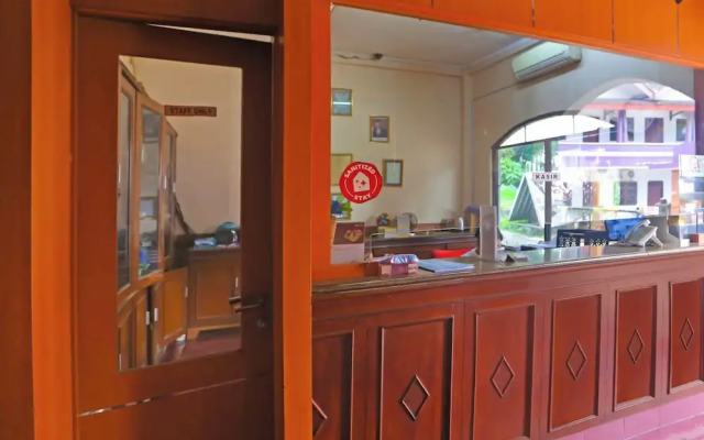 Hotel Danau Indah by OYO Rooms