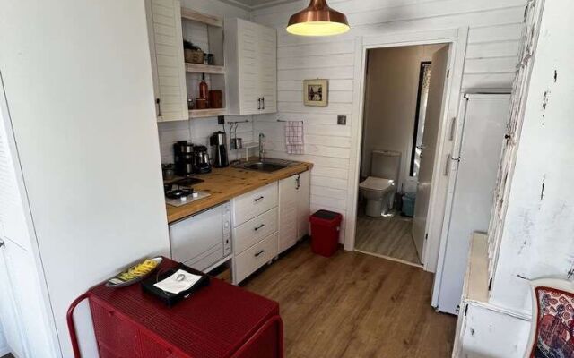 Valentina Tiny House with Sea View