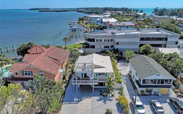 113 8th Street South Apartment 2