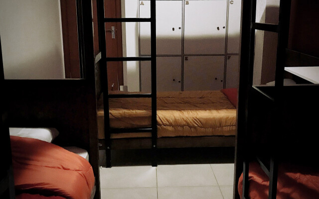 Oshovia Hostel