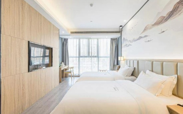 Qingmu selection Hotel (Quanjiao Ronghui Plaza store)