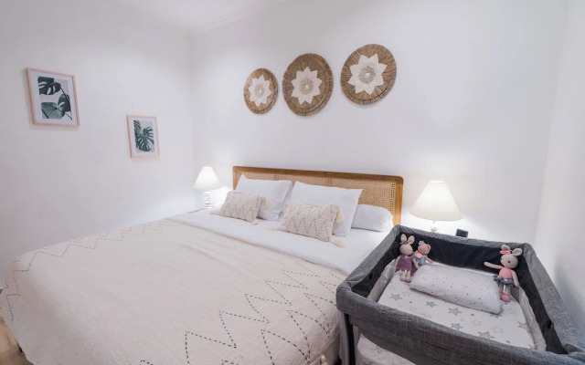 Villa Leya & Leon Canggu - Private 3BR Villa with Pool