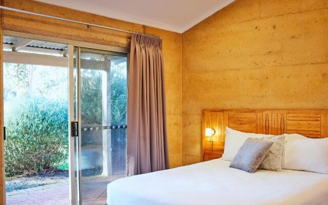 Eight Willows Retreat
