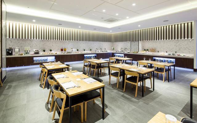 Hotel Theborn Jeju