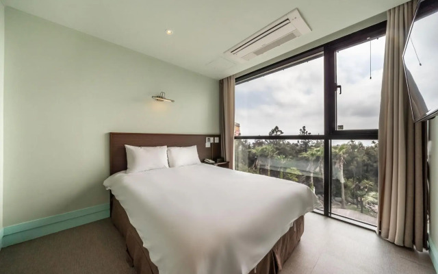 Sunrise Hotel Jungmun