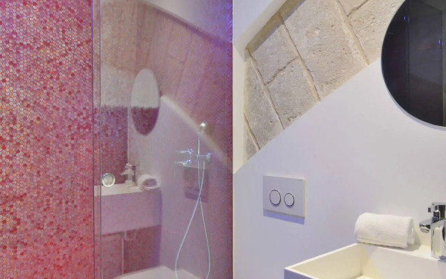 Lonja Suites Apartments