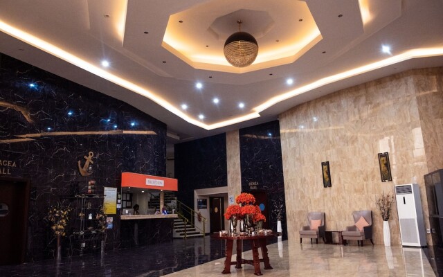 Crismon Hotel