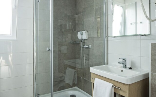 Barack Thermal Apartments