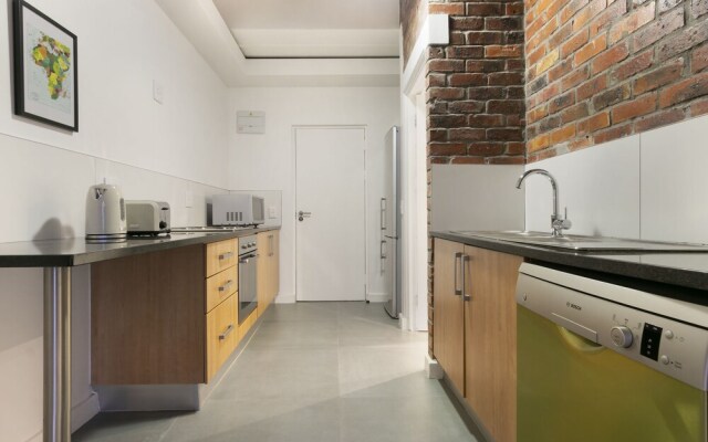 Upper Eastside 425