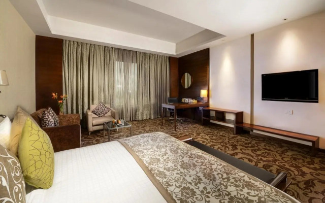 Pride Plaza Hotel, Kolkata