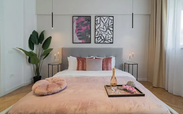 Vibrant & Spacious 3BR Condos on Amzei