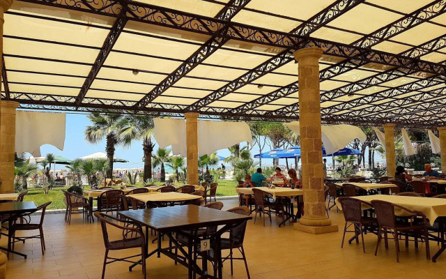Royal Park Hotel