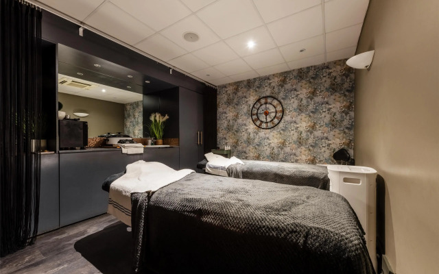 Radisson Hotel Manchester City Centre, A Verified Net Zero Hotel