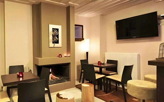 Tsarbou Guesthouse