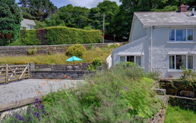 Holiday Home Cilybebyll