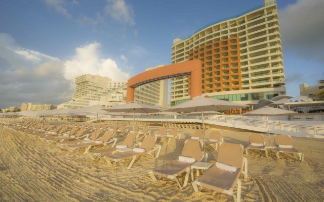 Beach Palace Resort All Inclusive