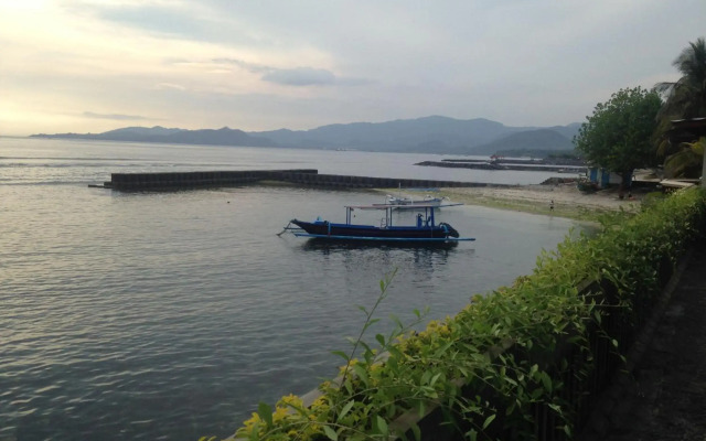 Dewa Bharata Bungalows Candidasa