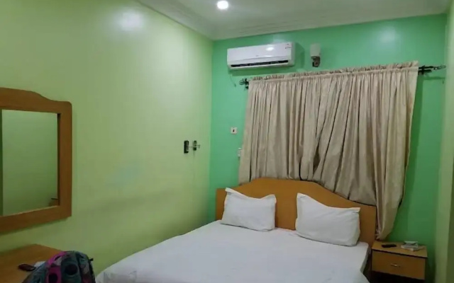 Sages Conclave Hotel