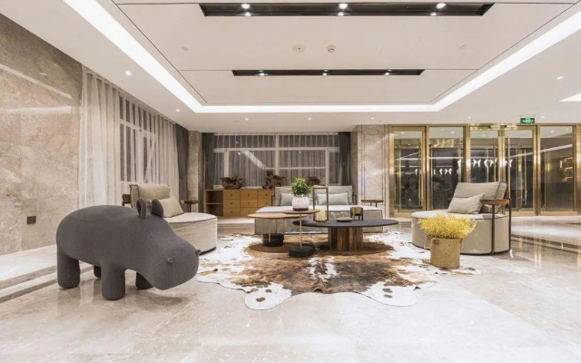 Yitel Collection (Beijing Yonghe Temple Hepingli Metro Station)