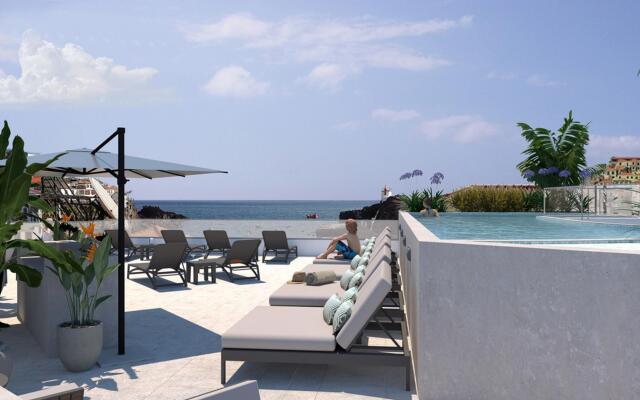 Pestana Fisherman Village