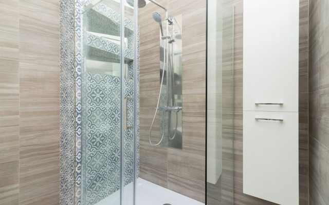 Czapskich Apartment by Renters