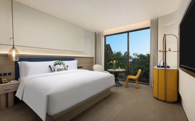 voco Xishuangbanna Gaozhuang by IHG
