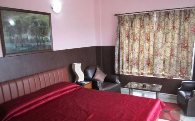 Malik Court by OYO Rooms