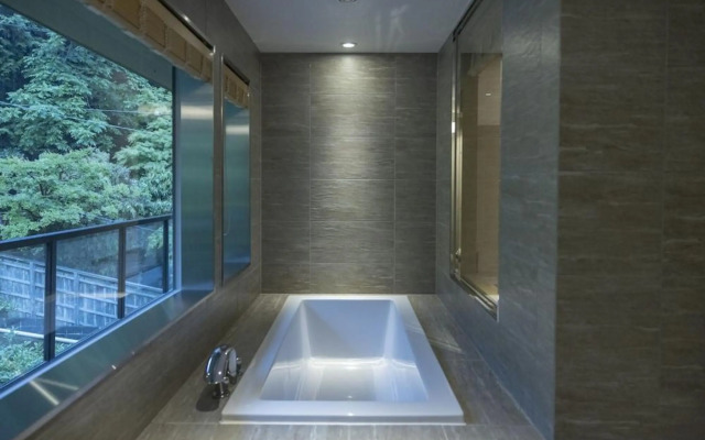 moksa Rebirth Hotel