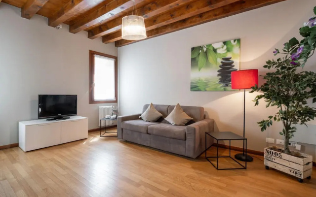 Herion Palace Apt 3 by Wonderful Italy