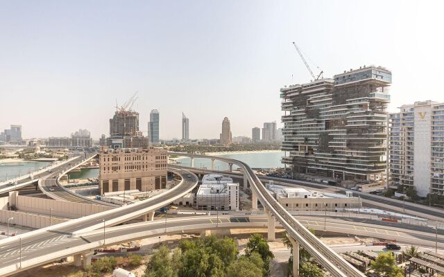 Luxurious Sea View Apartment - Four Beach Access